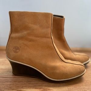 Timberland Leather Boots. Size 8.5.